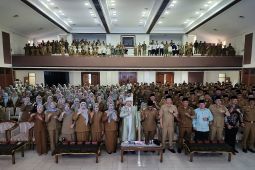 Pemkab Bandung mengirimkan ASN ikuti pesantren kilat guna kuatkan karakter