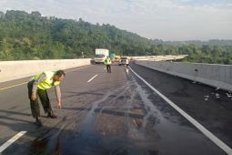 Satu tewas rombongan guru akibat kecelakaan di Tol Semarang-Solo