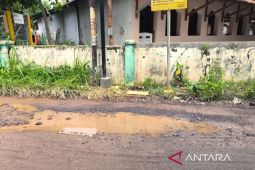 DPUTR Kota Cirebon memprioritaskan perbaikan jalan di kawasan pelosok