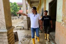 Aceh Tamiang butuh tambahan alat berat bersihkan sekolah