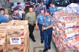 Akabri 1989 kirim bantuan logistik  kebutuhan pokok untuk korban bencana di Sumatera