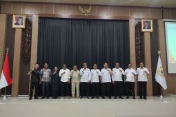 Wali Kota Palangka Raya terima LHP semester II 2025 dari  BPK Kalteng