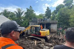 Dua korban hilang banjir bandang Pulau Siau Sitaro belum ditemukan