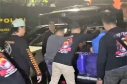 Polres Madiun Kota sita ratusan liter miras diedarkan di kafe