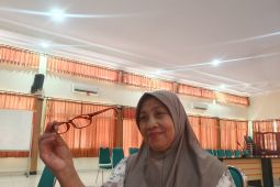 Tulungagung bagikan 232 kacamata gratis untuk penderita hipermetropi