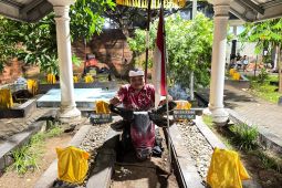 Kader PDIP Surabaya gelar tasyakuran di Pesarean Ki Ageng Pengging