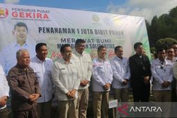 Kunjungi Tapanuli Utara, Hashim Djojohadikusumo : Persiapkan diri minimalisir dampak bencana