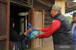 Kalsel kemarin dari distribusi bantuan banjir hingga normalisasi sungai