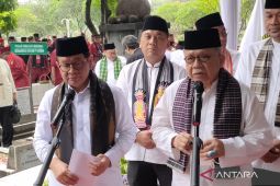 Pramono respon perilaku WNA yang umbar alat kelamin di Blok M