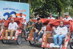 200 pengemudi becak Trenggalek terima bantuan becak listrik Presiden