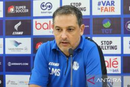 Pelatih Arema: Semua pemain bagian penting untuk misi tampil konsisten