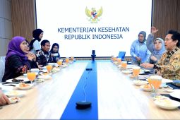 Khofifah sebut RSUD Soetomo siap jalankan "hospital based"