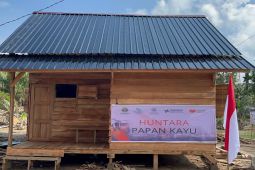Kemenhut terus optimalkan kayu hanyutan banjir untuk bangun huntara di Aceh Utara