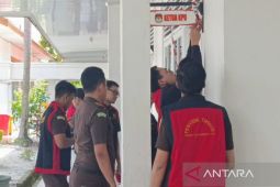 Kejati Kalteng geledah KPU, Kesbangpol hingga Setwan Kotim