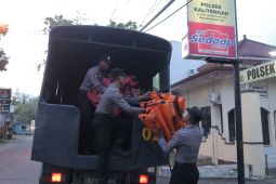 Polres Lamongan siagakan personel dan posko layani warga terdampak banjir
