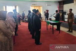 Pemkab Rejang Lebong lantik lima pejabat eselon II hasil seleksi terbuka