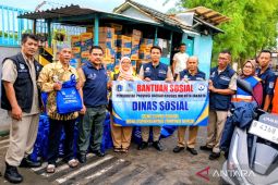 Banjir Rawa Terate: Pemkot Jaktim salurkan bantuan warga