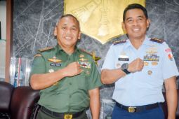 Pangdam Merdeka-Danlanudsri Manado sinergi kokohkan tugas hankam