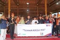 KAI Daop 7 Madiun salurkan TJSL Rp778 juta sepanjang 2025