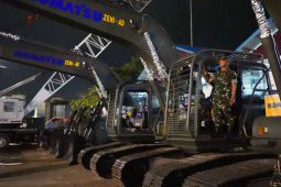 Alat berat bantuan Presiden tiba di Krueng Geukueh