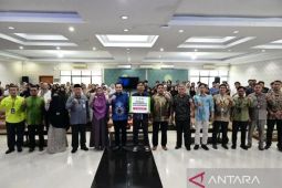 Baznas Riau berikan beasiswa bantuan UKT kepada 106 mahasiswa UNRI