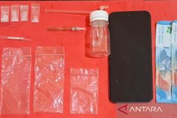 Satresnarkoba dan Polsek Lepar Pongok ringkus pengedar narkotika