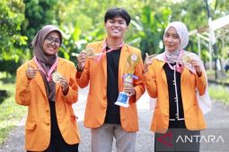 Integrasikan ESG dan Maqashid Syariah Tim Ngortis UNJA Sabet Juara 1 IISF 2025