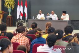 Pemkab Manokwari tertibkan kios di kawasan pelabuhan jelang Pesparawi