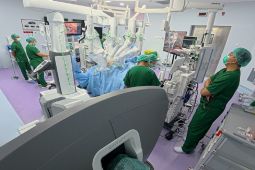 Dokter sebut teknologi robotik bisa bantu angkat tumor ginjal minim invasif