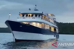 KM Prestige Voyager bawa 19 turis China kandas  di perairan Raja Ampat