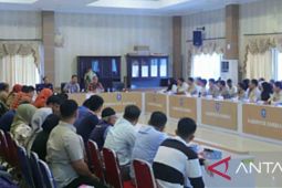 Bupati Bangka ingatkan pengelola SPPG libatkan pelaku usaha kecil