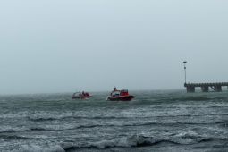 Bocah 5 tahun hilang terseret ombak di Pattingalloang Gowa