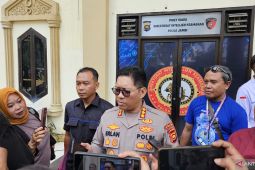 Peristiwa naas, pengemudi mobil mewah tabrak pagar Mapolda Jambi