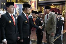 Kemenhan lantik 12 tenaga ahli, termasuk vokalis Letto