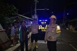 Polres Garut turunkan tim mengecek dampak luapan sungai di selatan