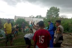 BMKG: Angin kencang di Kupang disebabkan oleh siklon 97S