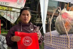 Telkomsel siapkan 4.900 tas ramah lingkungan dukung adat di Besakih