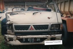 Mobil curian kecelakaan di Purwakarta, Satu pelaku tewas