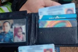 Tim SAR temukan barang milik korban pesawat ATR 42-500