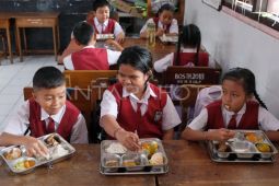 Komisi VII DPR ingatkan pemda jangan bergantung pada APBD