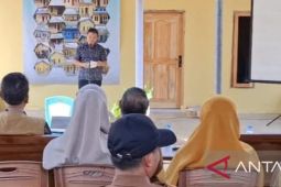 Pemkab Bangka serahkan bantuan 81 unit RLH