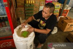 Harga beras di Pasar Niten pada Selasa stabil