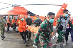 TNI AU evakuasi dan identifikasi jenazah korban Pesawat ATR 42-500