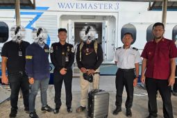 WNA Singapura langgar izin tinggi di Tanjungpinang dideportasi