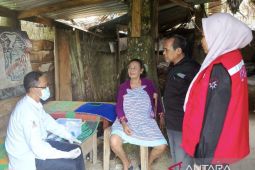 Lamsel tingkatkan kualitas layanan kesehatan hingga datangi rumah warga