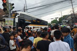 Polres Kediri Kota dalami kecelakaan beruntun di Simpang Muning