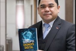 Ketua Lembaga Keuangan HA IPB Launching Buku "Disrupsi Ekonomi Digital"