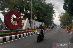 Pemkab Garut menuntaskan 25 km perbaikan jalan tahun 2025