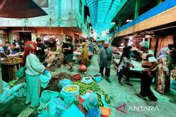 Aktivitas jual-beli di Pasar Aceh Tamiang pulih, warga besyukur