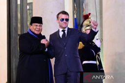 Seskab Teddy ungkap isi pertemuan 2,5 jam Prabowo-Macron di Elysee